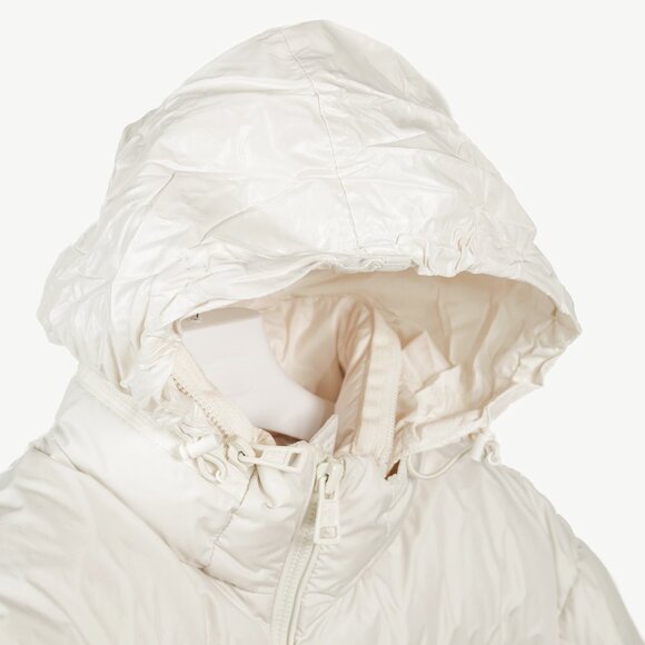 Moncler Genius Akishima White Quilted Down Jacket - Picture 6 of 16